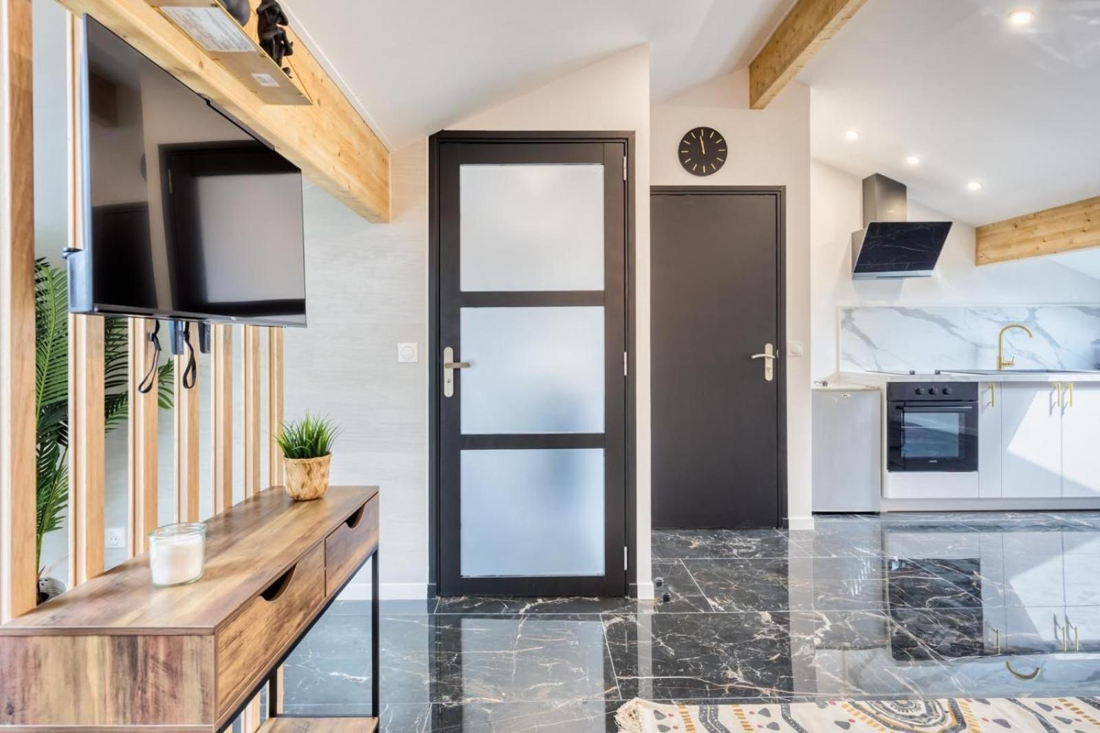 Studio 1 Coubron Екстериор снимка